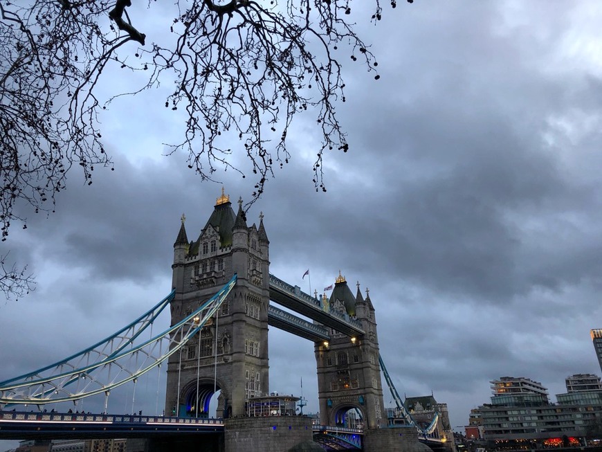 Lugar Tower Bridge