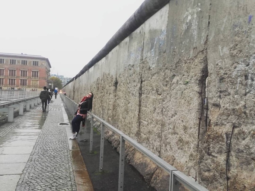 Place Une partie du mur de Berlin