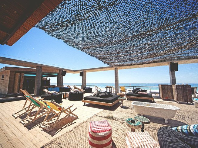 Restaurantes Noah Surf House