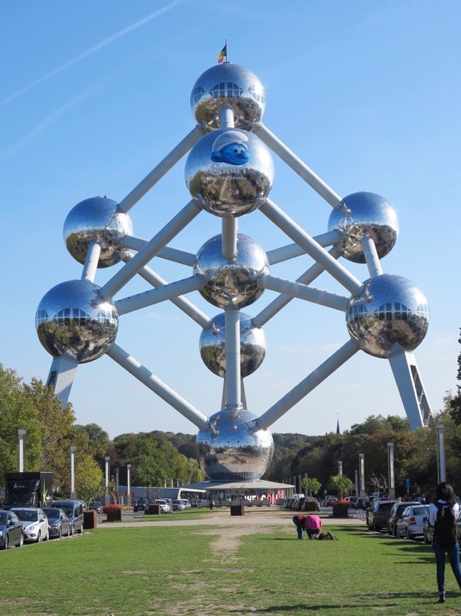 Place Atomium