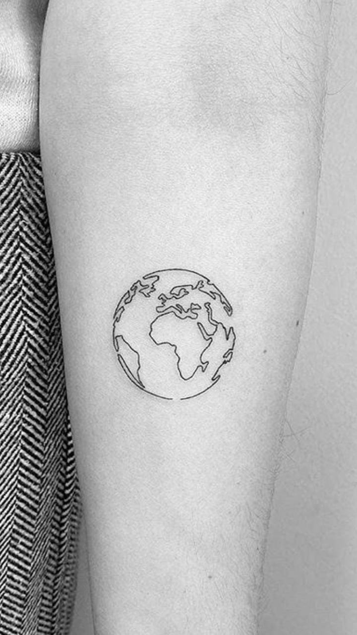 Fashion World tatoo