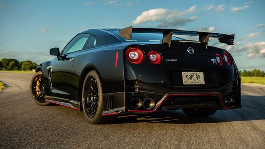 Nissan GTR