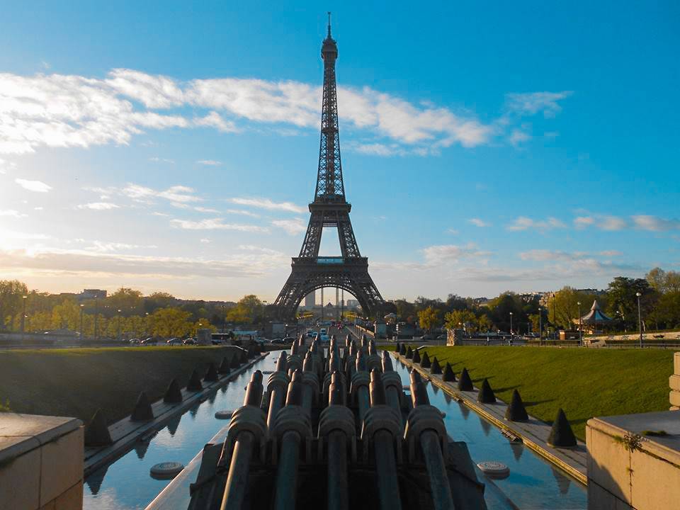 Place Torre Eiffel