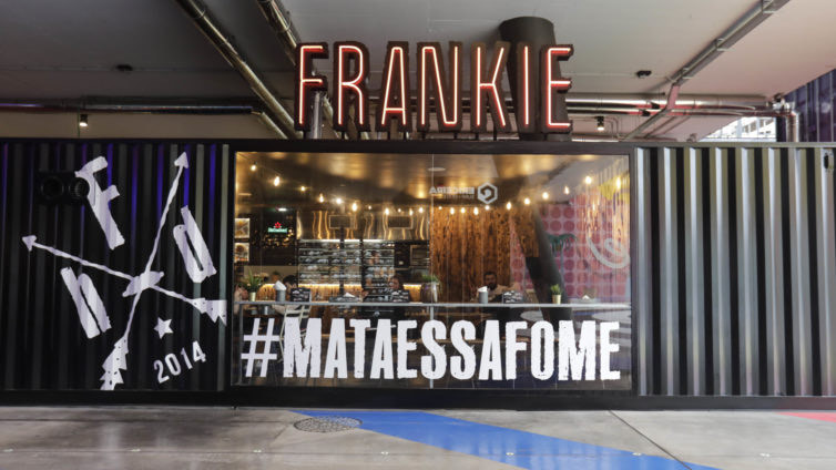 Restaurantes Frankie Hotdogs Ubbo