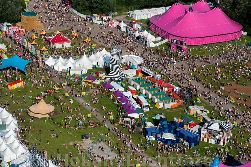 Social Lowlands
