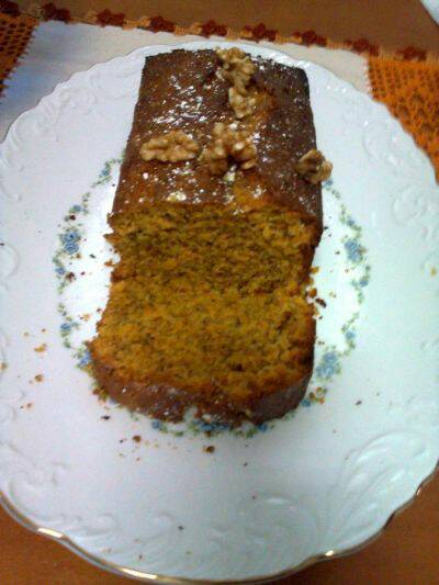 Social Bolo de cenoura e noz