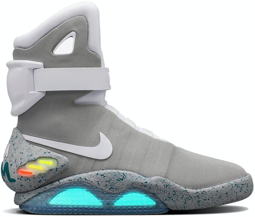Social NIKE Air Mag sneakers