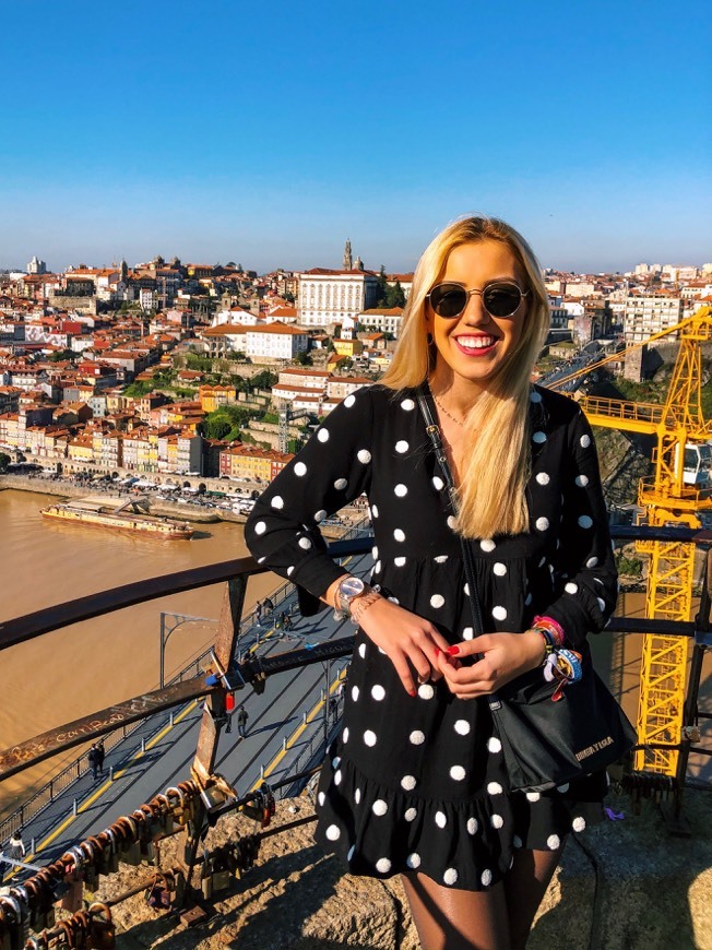 Vestido com bolinhas 