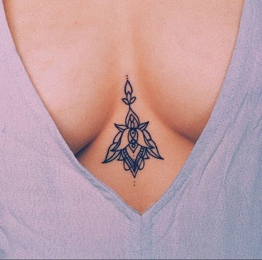 tatuagem peito 