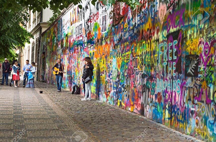 Place John Lennon Wall