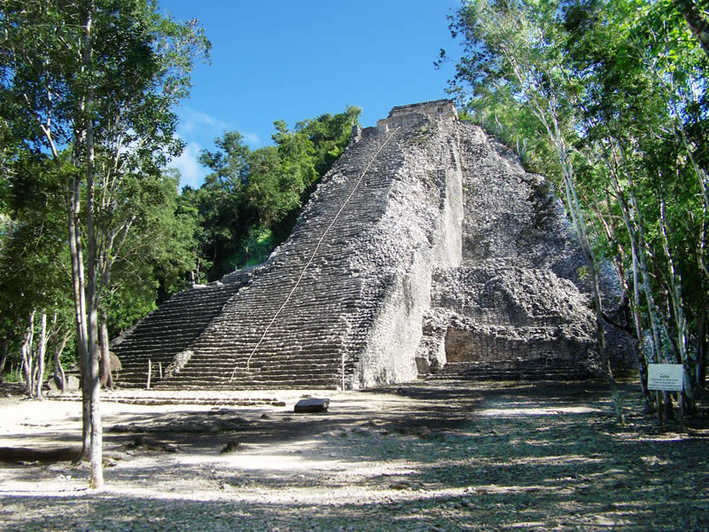 Fashion Mayas Ruinas de Coba