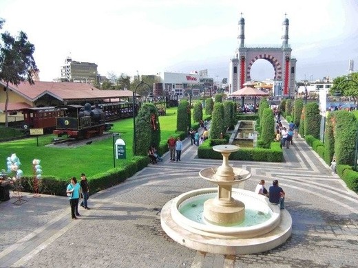 Parque De La Amistad