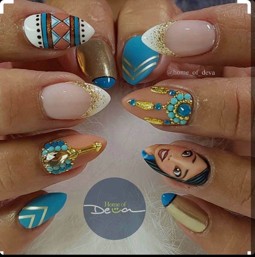 Fashion Nails art disney 