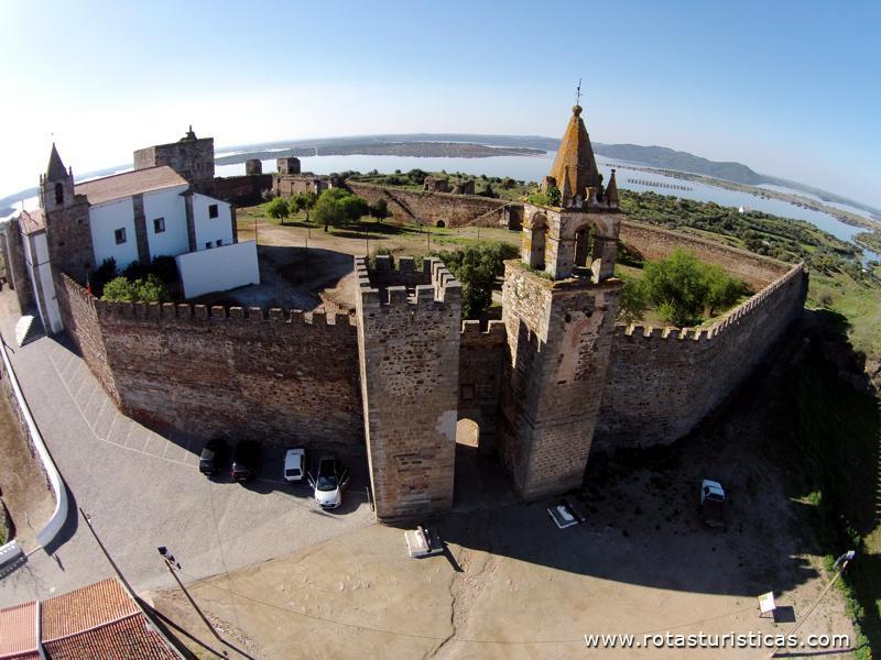 Lugar Castelo de Mourão