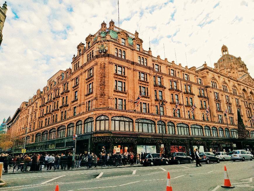 Place Knightsbridge
