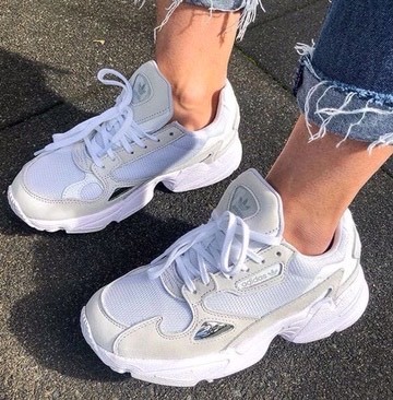 Moda Adidas Falcon 