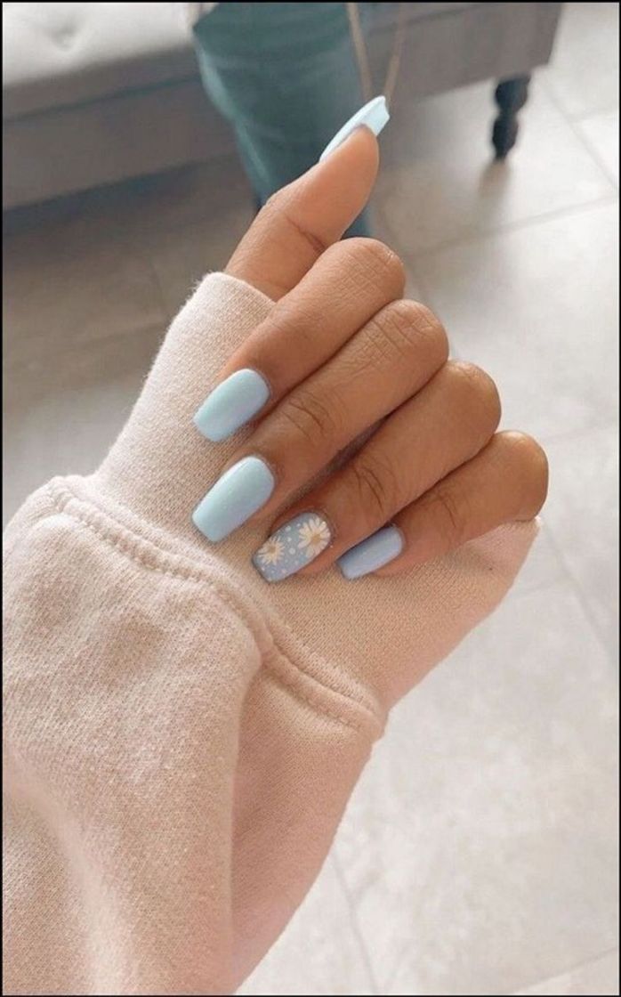 Social Nails