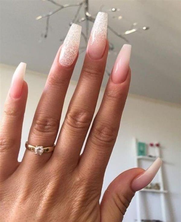 Social Nails