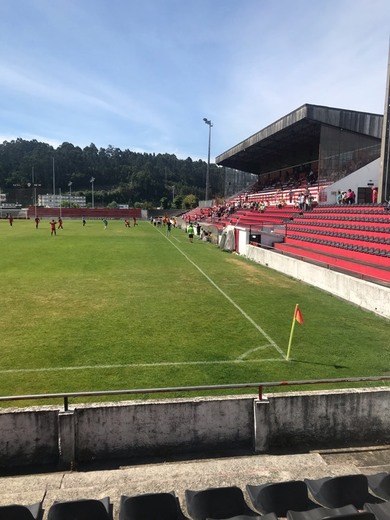 Estádio Comendador Henrique Amorim - União de Lamas