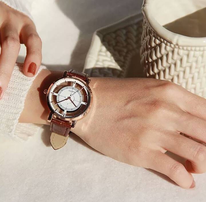 Social Relógio feminino analógico