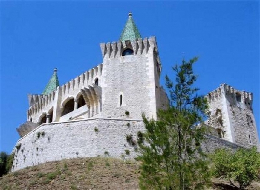 Lugar Castelo de Porto de Mós