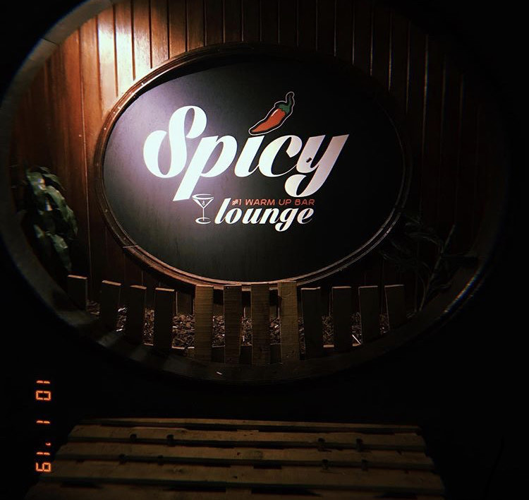 Lugar Spicy Lounge