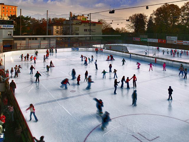 Lugares Patinoire et Piscine de Montchoisi