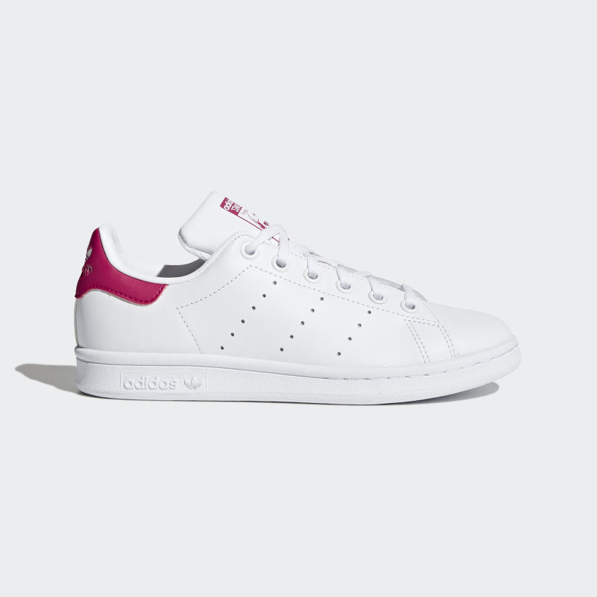 Social Stan smith