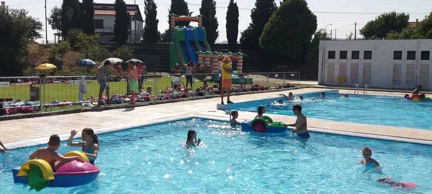 Lugares Piscina Municipal Exterior de Cinfães