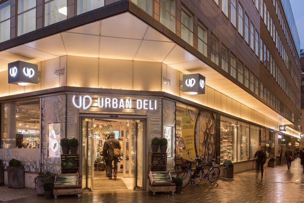 Place Hotel With Urban Deli