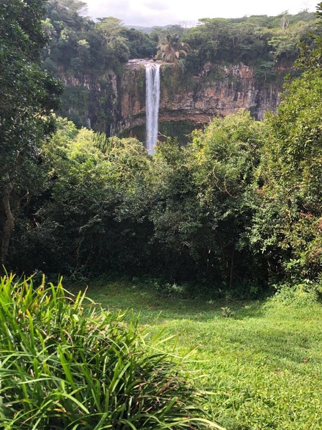 Place Chamarel Waterfall