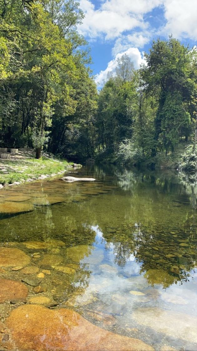 Lugar Área de Lazer Poço das Traves