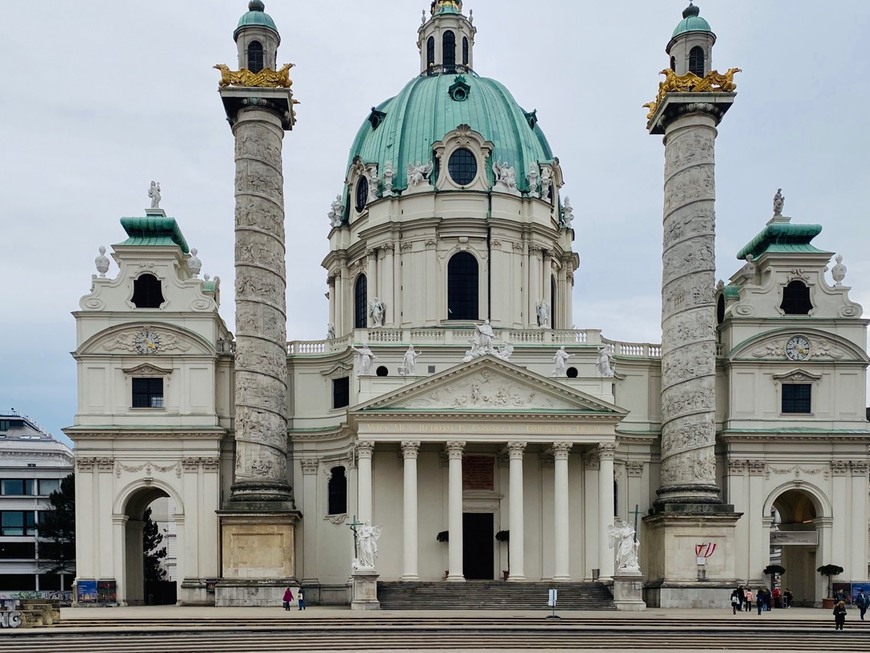 Lugar Karlskirche