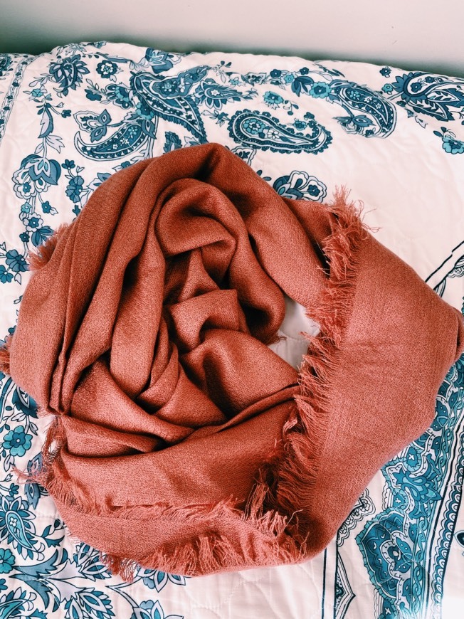 Producto BROWNIE Bas plain-dye scarf