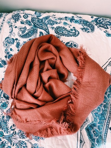 BROWNIE Bas plain-dye scarf