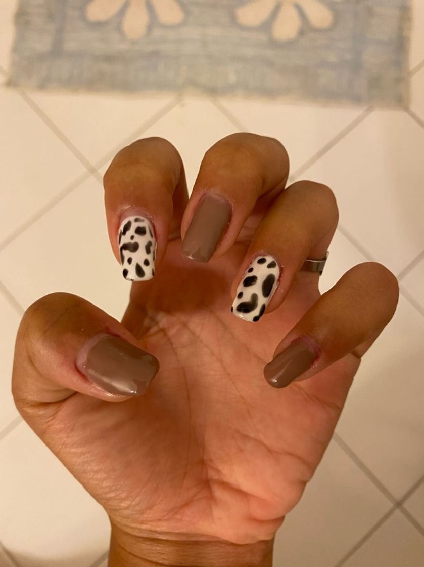 Moda Cow 🐮 nails 