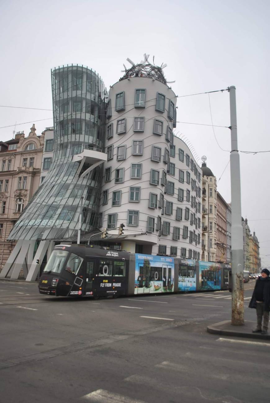 Place Dancing House