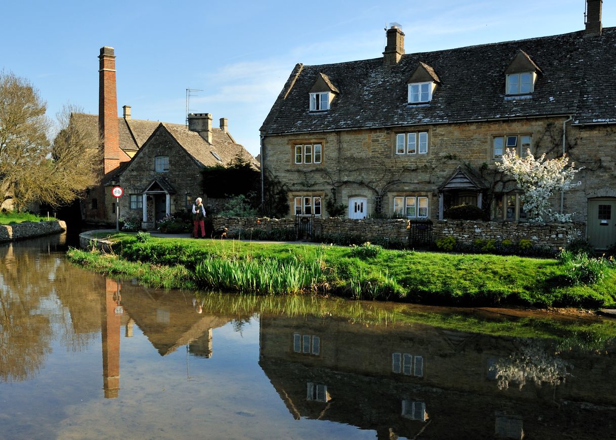 Place Lower Slaughter