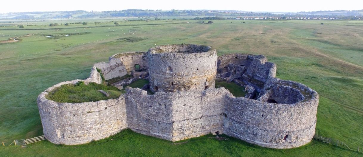 Places Camber Castle