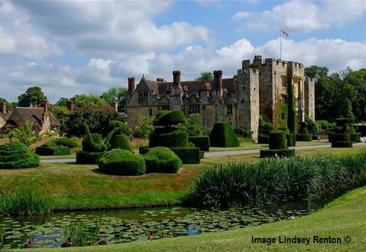 Places Hever Castle & Gardens