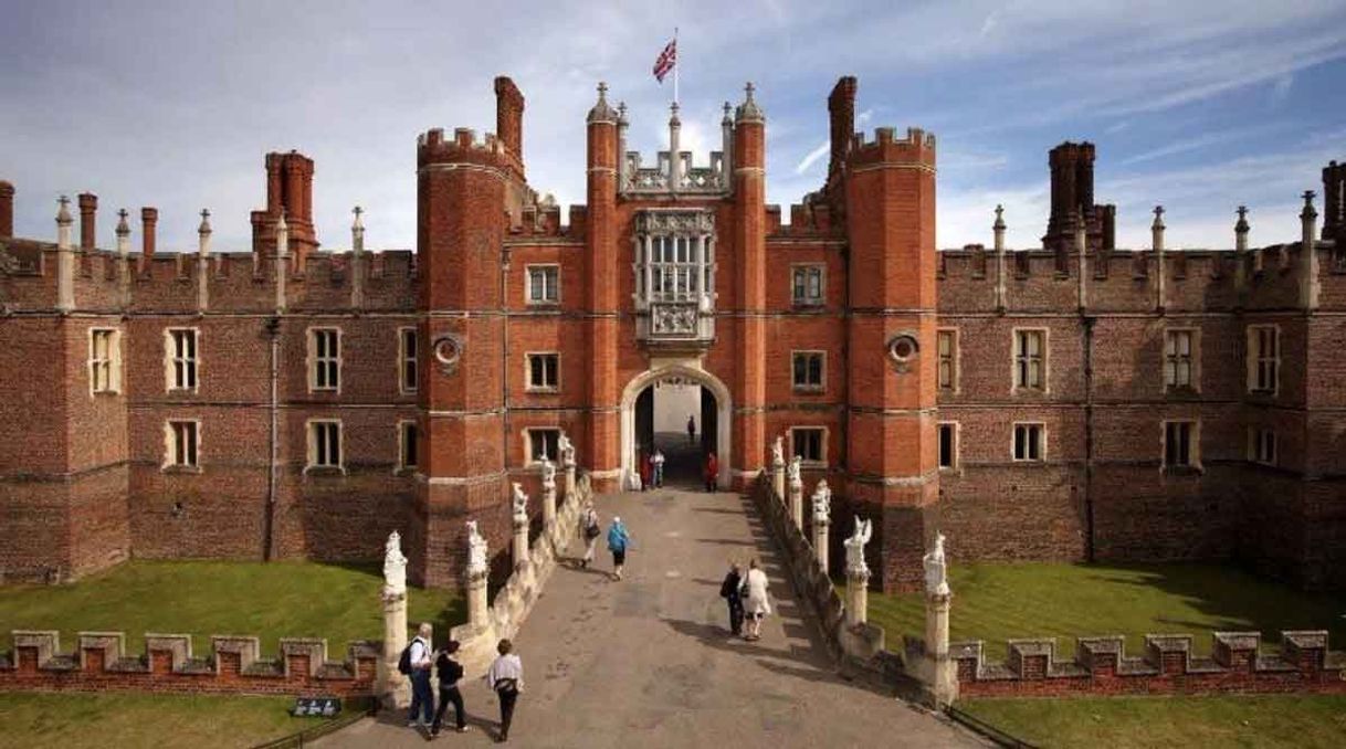 Restaurants Hampton Court Palace