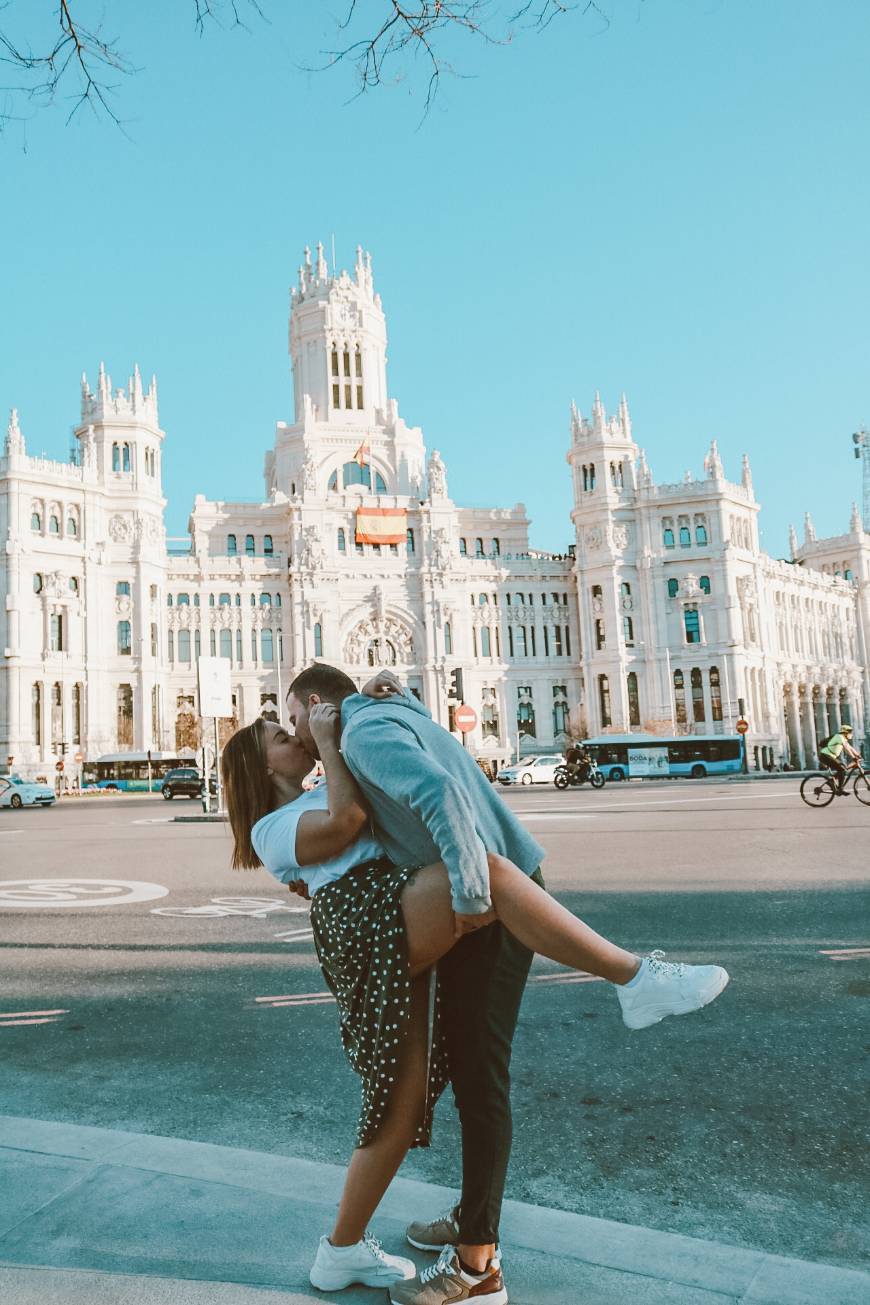 Place Plaza de Cibeles