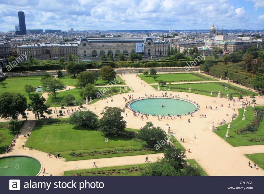 Place Jardin des Tuileries