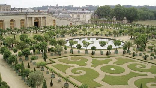 Versailles