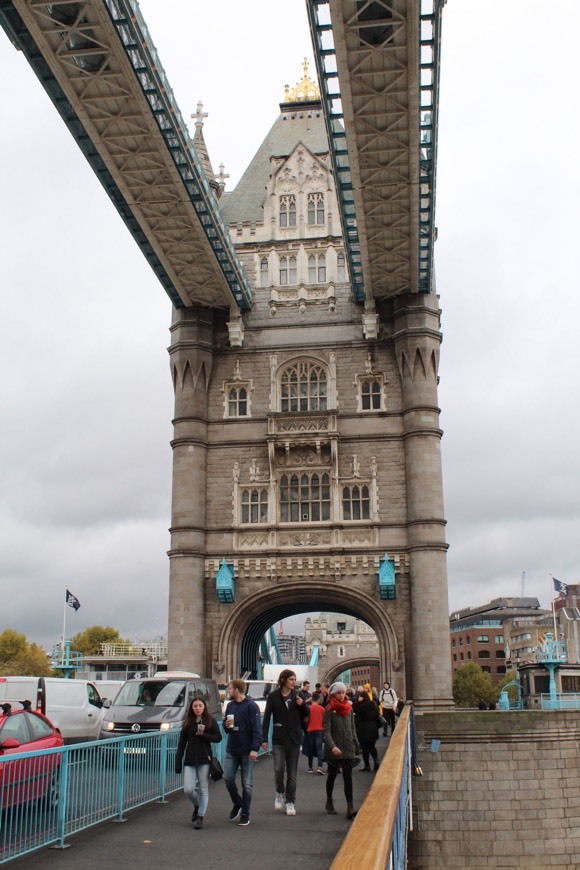 Social Tower Bridge