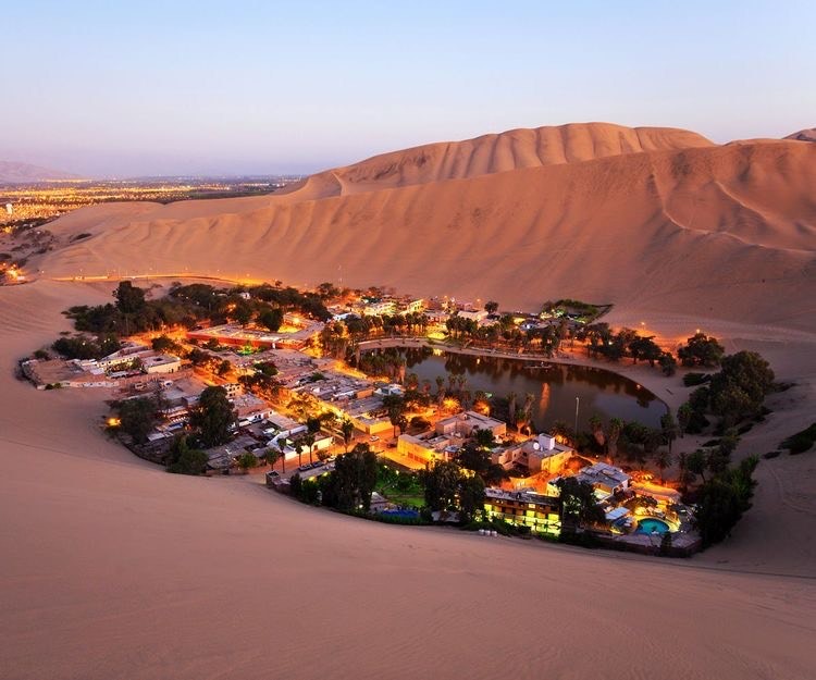 Lugar Huacachina