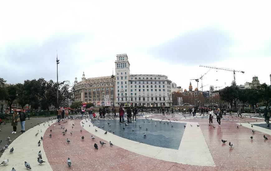 Place Plaça de Catalunya