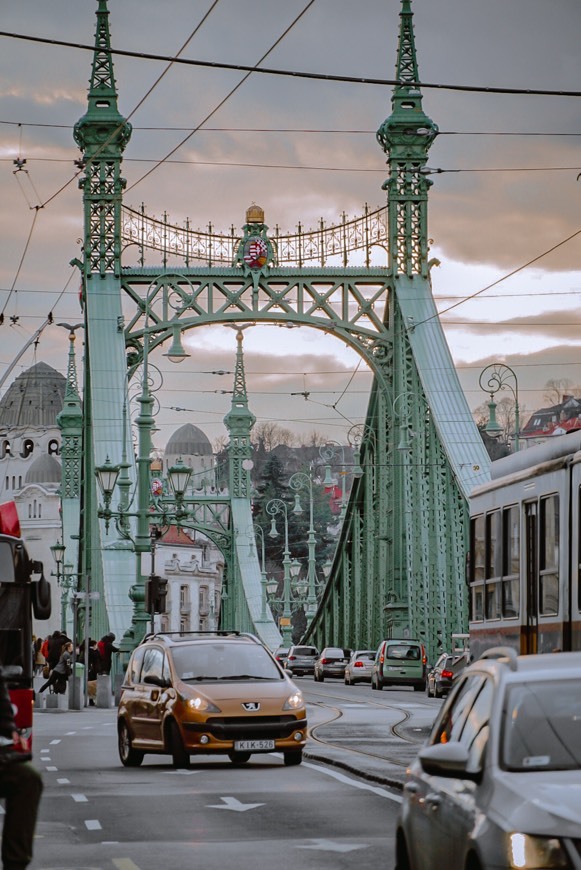 Place Puente de la Libertad