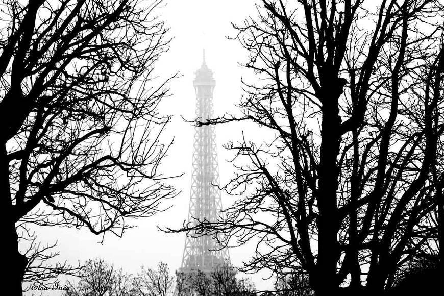 Place Torre Eiffel