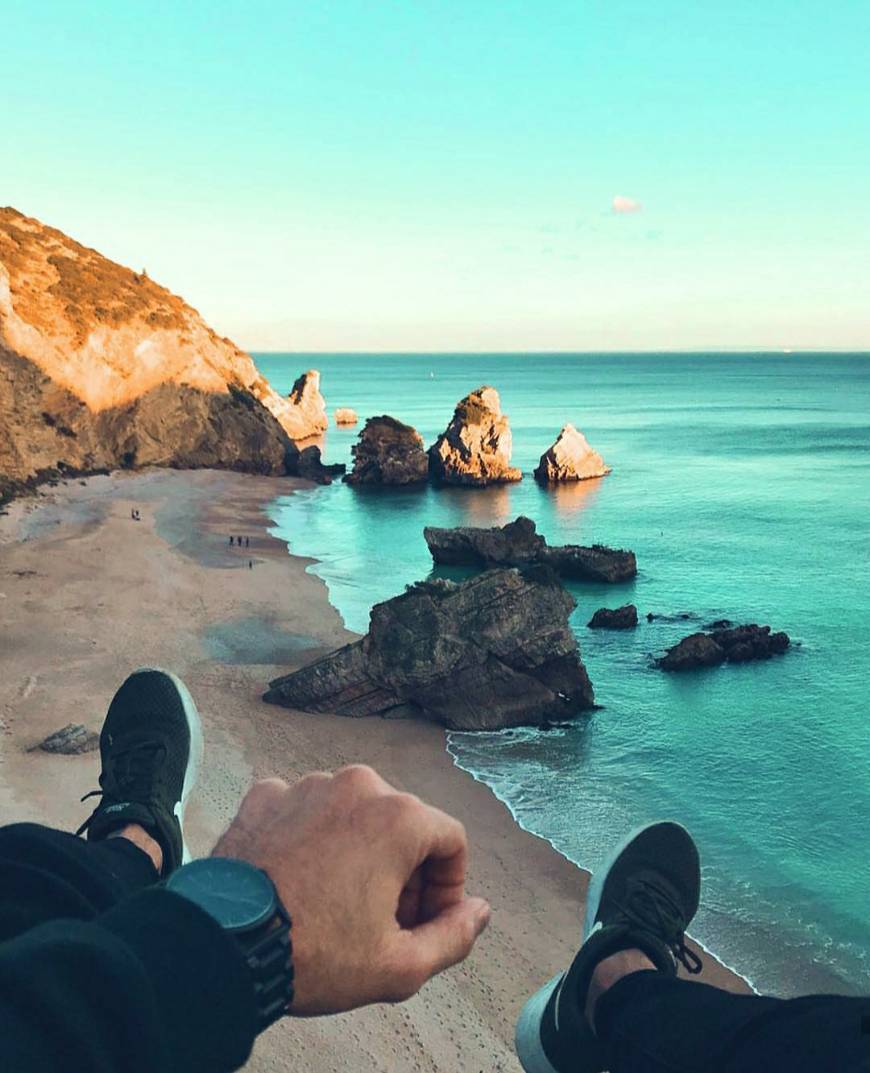 Lugar Praia da Ribeira do Cavalo, Sesimbra